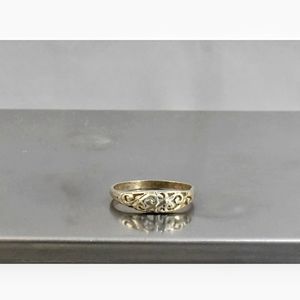 SOLD Sterling Silver Filigree- Style Ring Size 6 - 1.1g